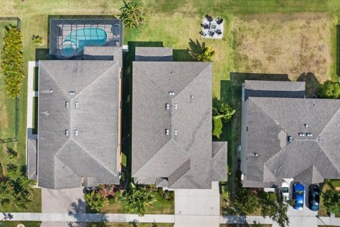 House in BELMONT in Ruskin, Florida 6 bedrooms, 413.23 sq.m. № 1721902 - photo 12