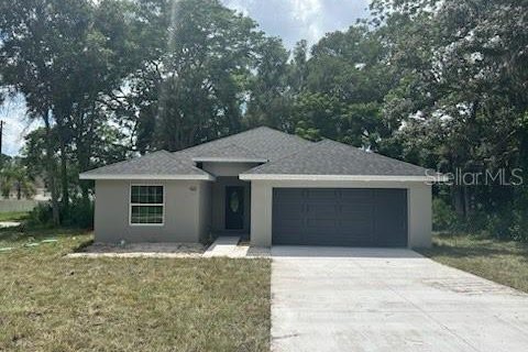 House in DeLand, Florida 4 bedrooms, 154.4 sq.m. № 1847475 - photo 1