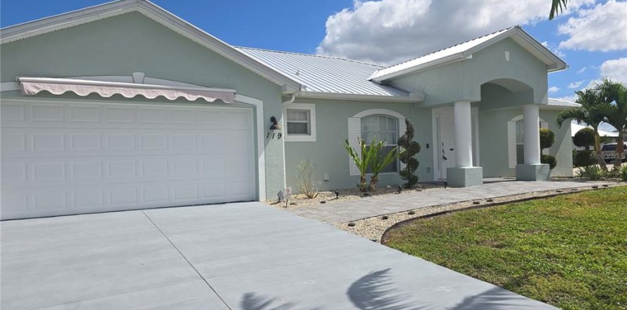 Villa ou maison à Cape Coral, Floride 3 chambres, 185.15 m2 № 2429117