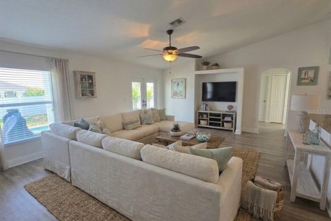 Villa ou maison à vendre à Cape Coral, Floride: 3 chambres, 185.15 m2 № 2429117 - photo 14
