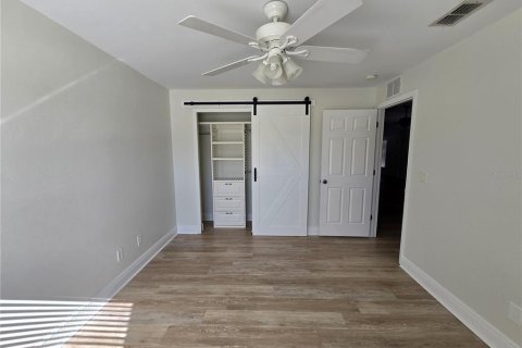 Villa ou maison à vendre à Cape Coral, Floride: 3 chambres, 185.15 m2 № 2429117 - photo 28