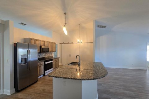 Villa ou maison à vendre à Cape Coral, Floride: 3 chambres, 185.15 m2 № 2429117 - photo 8