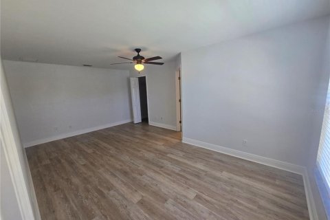 Villa ou maison à vendre à Cape Coral, Floride: 3 chambres, 185.15 m2 № 2429117 - photo 15