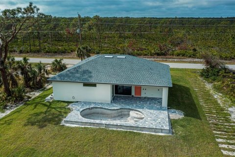 Casa en venta en Port Charlotte, Florida, 3 dormitorios, 139.35 m2 № 1126021 - foto 3