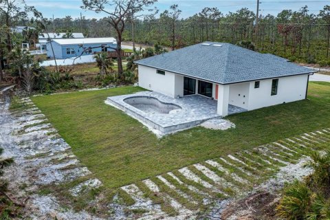 Casa en venta en Port Charlotte, Florida, 3 dormitorios, 139.35 m2 № 1126021 - foto 4