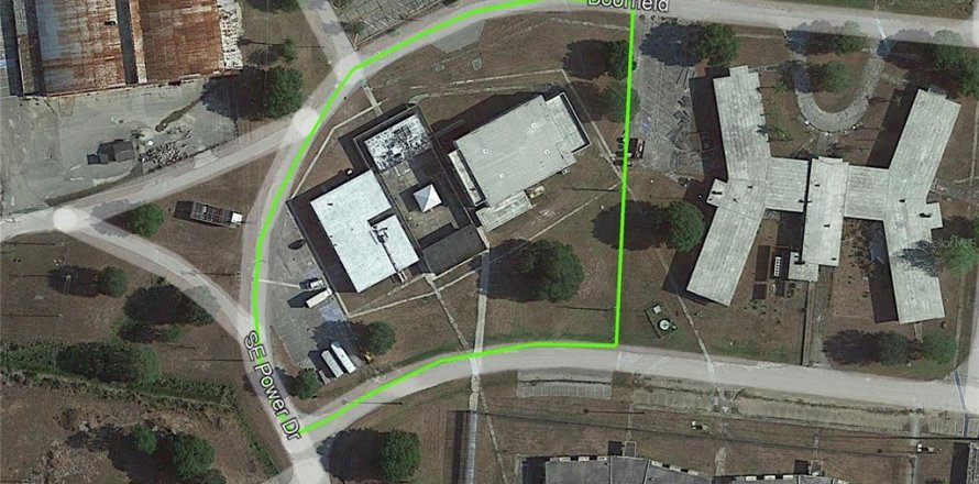 Commercial property in Arcadia, Florida 1951.23 sq.m. № 1218077