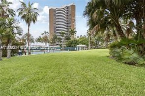 Купить кондоминиум в Майами, Флорида 48.4м2, № 1996968 - фото 4