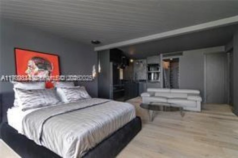 Купить кондоминиум в Майами, Флорида 48.4м2, № 1996968 - фото 3