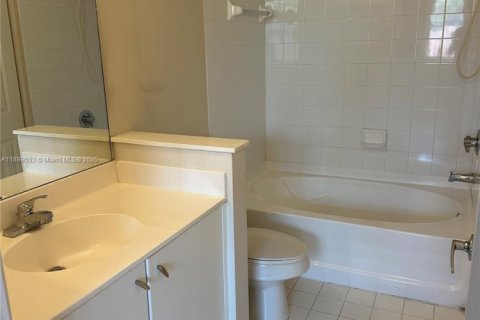 Copropriété à vendre à Coral Springs, Floride: 2 chambres, 104.05 m2 № 2077486 - photo 12