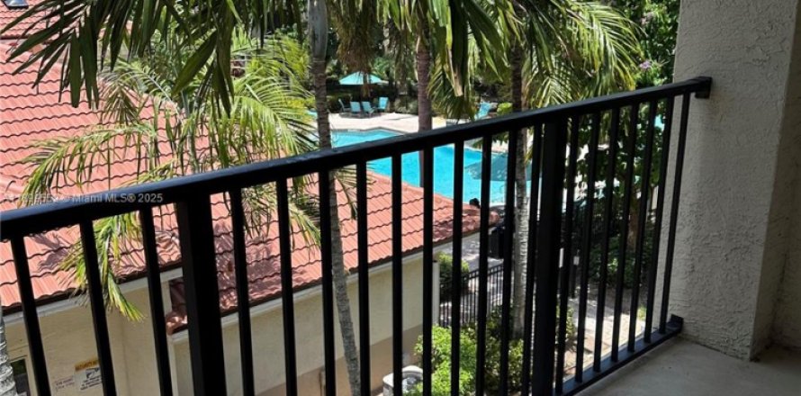 Condo à Coral Springs, Floride, 2 chambres № 2077486