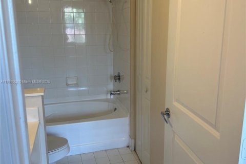 Copropriété à vendre à Coral Springs, Floride: 2 chambres, 104.05 m2 № 2077486 - photo 8