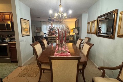 Снять в аренду виллу или дом в Дирфилд-Бич, Флорида 2 спальни, 116.41м2, № 1989778 - фото 10