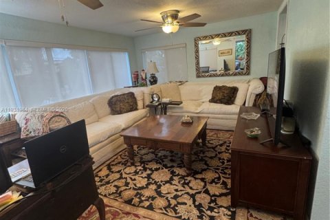 Снять в аренду виллу или дом в Дирфилд-Бич, Флорида 2 спальни, 116.41м2, № 1989778 - фото 8