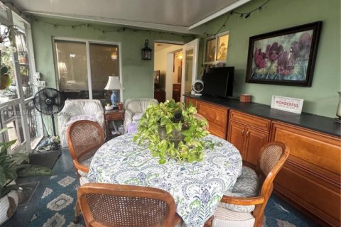 Снять в аренду виллу или дом в Дирфилд-Бич, Флорида 2 спальни, 116.41м2, № 1989778 - фото 14