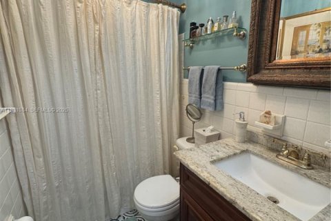 Снять в аренду виллу или дом в Дирфилд-Бич, Флорида 2 спальни, 116.41м2, № 1989778 - фото 19