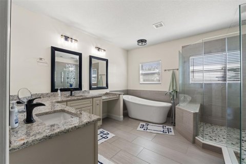 Casa en venta en Port Richey, Florida, 4 dormitorios, 309.92 m2 № 2109125 - foto 25