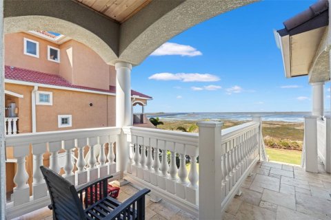 Casa en venta en Port Richey, Florida, 4 dormitorios, 309.92 m2 № 2109125 - foto 22