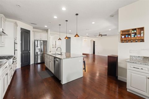 Casa en venta en Port Richey, Florida, 4 dormitorios, 309.92 m2 № 2109125 - foto 11