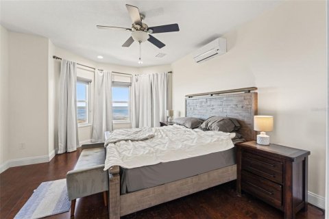 Casa en venta en Port Richey, Florida, 4 dormitorios, 309.92 m2 № 2109125 - foto 23