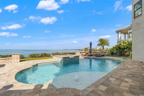 Casa en venta en Port Richey, Florida, 4 dormitorios, 309.92 m2 № 2109125 - foto 6
