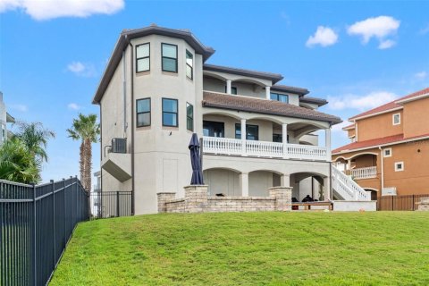 Casa en venta en Port Richey, Florida, 4 dormitorios, 309.92 m2 № 2109125 - foto 16