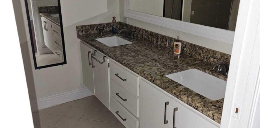 Touwnhouse à West Palm Beach, Floride 2 chambres, 119.66 m2 № 1223645