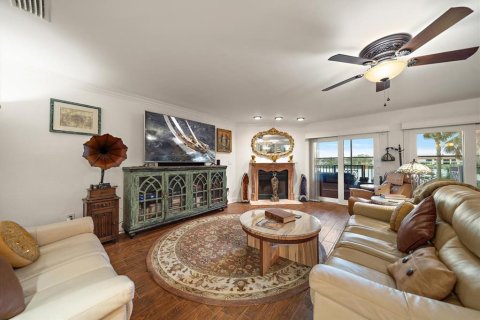 Touwnhouse à vendre à Indian Shores, Floride: 3 chambres, 222.97 m2 № 1732358 - photo 17