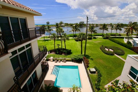 Condominio en venta en Palm Beach Shores, Florida, 3 dormitorios, 158.12 m2 № 2260150 - foto 12