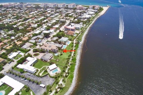 Condominio en Palm Beach Shores, Florida, 3 dormitorios № 2260150