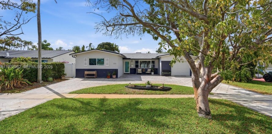 Villa ou maison à Hollywood, Floride 4 chambres, 179.3 m2 № 2046261