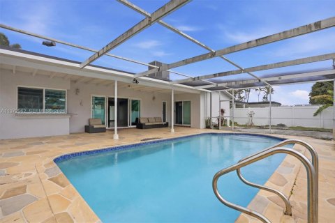 Villa ou maison à vendre à Hollywood, Floride: 4 chambres, 179.3 m2 № 2046261 - photo 6