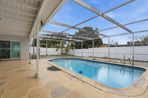 Villa ou maison à vendre à Hollywood, Floride: 4 chambres, 179.3 m2 № 2046261 - photo 7