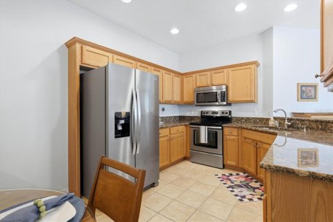 House in North Port, Florida 2 bedrooms, 128.67 sq.m. № 2219242 - photo 16