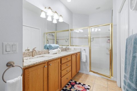 House in North Port, Florida 2 bedrooms, 128.67 sq.m. № 2219242 - photo 24