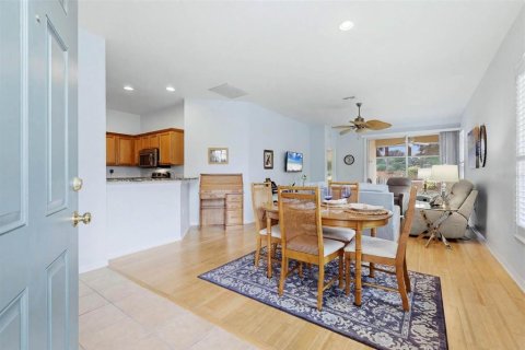 House in North Port, Florida 2 bedrooms, 128.67 sq.m. № 2219242 - photo 6