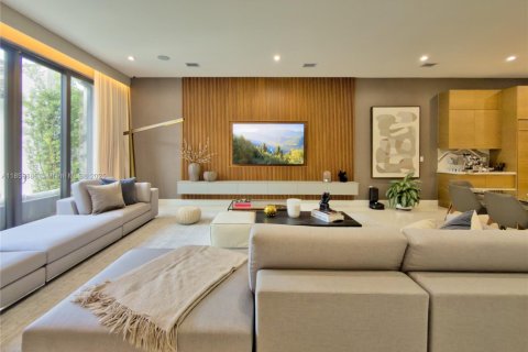 Casa en venta en Doral, Florida, 4 dormitorios, 371.24 m2 № 1981978 - foto 25