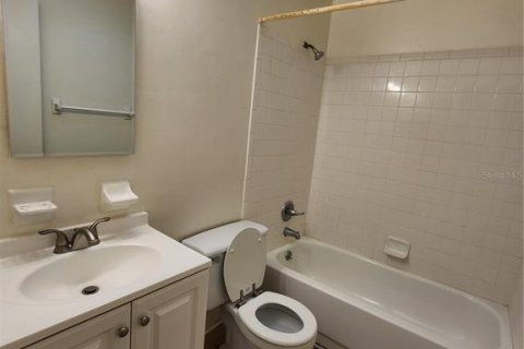 Apartamento en alquiler en Gainesville, Florida, 3 dormitorios, 88.44 m2 № 1915356 - foto 23