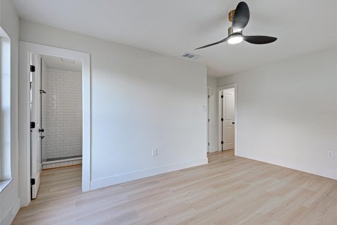 House in Port Charlotte, Florida 3 bedrooms, 124.77 sq.m. № 1852616 - photo 21