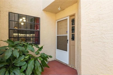 Adosado en alquiler en Tampa, Florida, 3 dormitorios, 130.25 m2 № 2205018 - foto 3