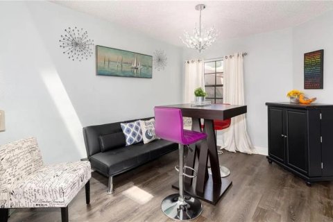 Adosado en alquiler en Tampa, Florida, 3 dormitorios, 130.25 m2 № 2205018 - foto 10