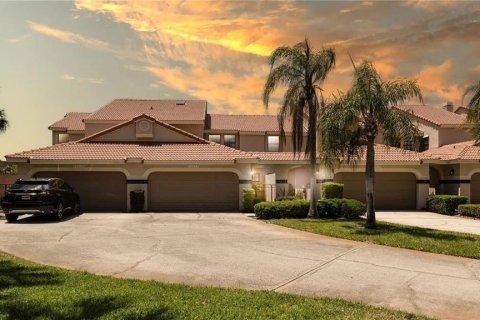 Townhouse in Tampa, Florida 3 bedrooms, 130.25 sq.m. № 2205018