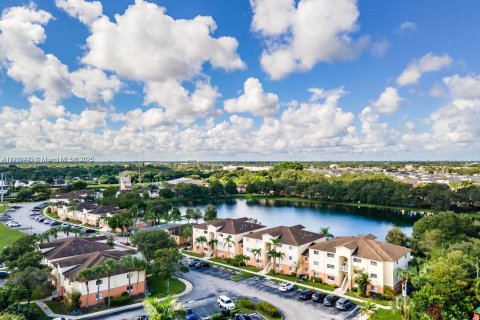 Condominio en alquiler en Hollywood, Florida, 1 dormitorio, 61.22 m2 № 1974522 - foto 15