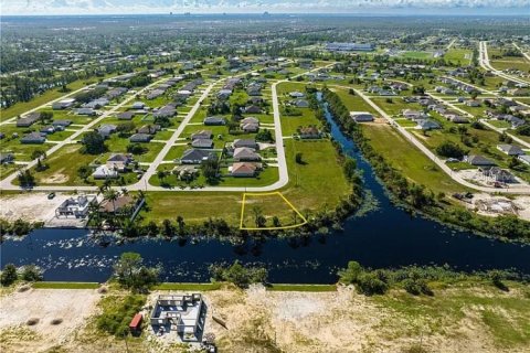 Terrain à vendre à Cape Coral, Floride № 2233234 - photo 4