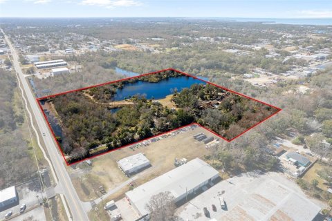 Commercial property in Port Richey, Florida 248.42 sq.m. № 2109055 - photo 7