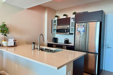 Copropriété à louer à Miami, Floride: 1 chambre, 64.38 m2 № 2046885 - photo 6