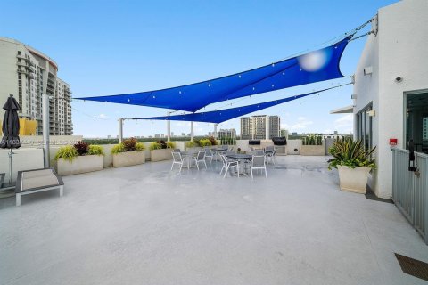 Copropriété à louer à Hollywood, Floride: 3 chambres, 137.5 m2 № 1822137 - photo 29