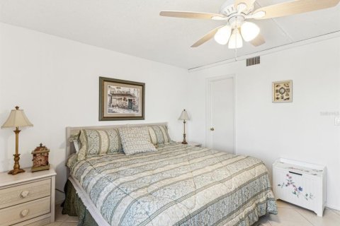 Condominio en alquiler en Clearwater, Florida, 2 dormitorios, 106.84 m2 № 1609463 - foto 16