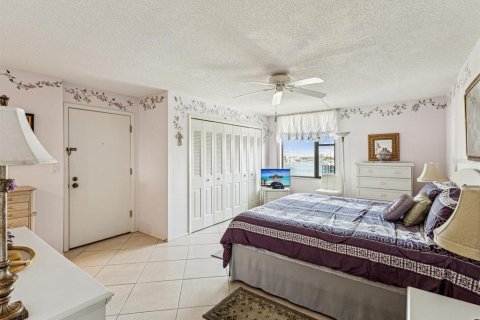Condominio en alquiler en Clearwater, Florida, 2 dormitorios, 106.84 m2 № 1609463 - foto 11