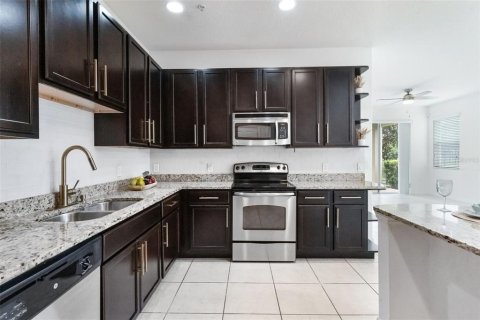 Townhouse in Orlando, Florida 4 bedrooms, 156.26 sq.m. № 1822915 - photo 14