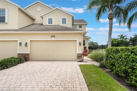 Townhouse in Orlando, Florida 4 bedrooms, 156.26 sq.m. № 1822915 - photo 1
